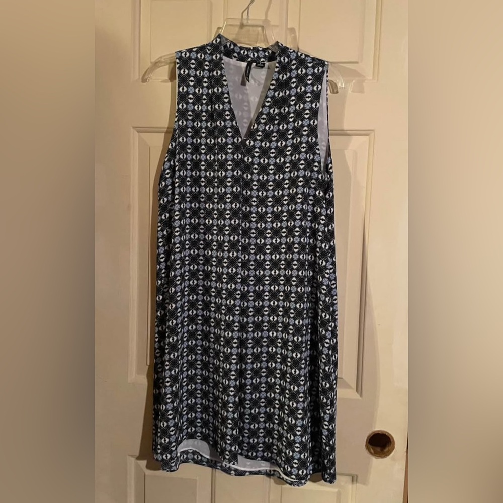 New Directions Monochrome Geometric Sleeveless Dress